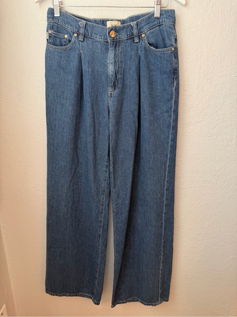 NWOT~ DL1961 Isabel Wide Leg Mid Rise Jeans Sz 26